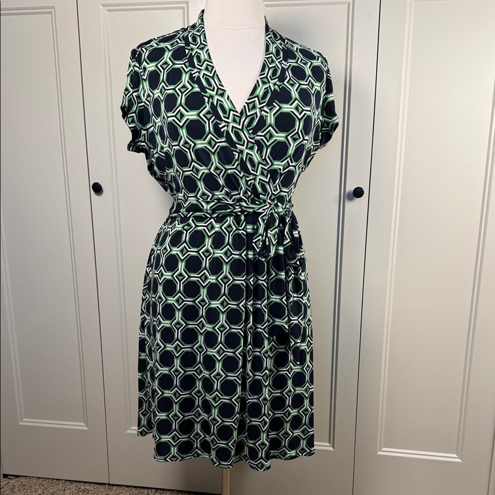 Liz Claiborne Black and Green Geometric Faux Wrap Dress With Tie